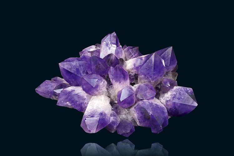 紫水晶原石長什麼樣？紫水晶的產地有哪些？ - DCT Collection blog